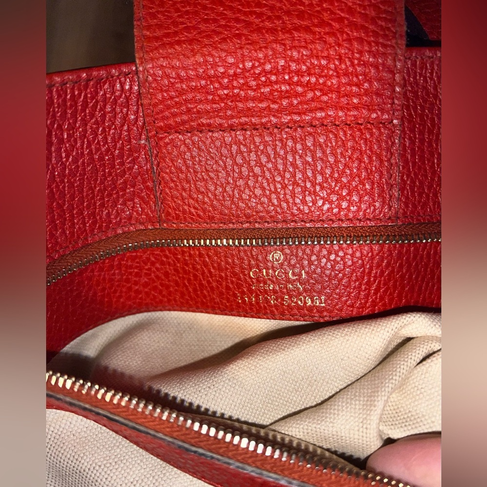 Gucci Leather Swing Tote Red vintage and was loved but in great condition. - Picture 8 of 12